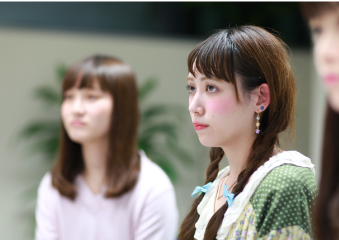フリーランスに限らず、○○になれるよっていう具体的な選択肢、学校じゃなかなか教えてもらえないですよね。不安定なものを止めることが多い。